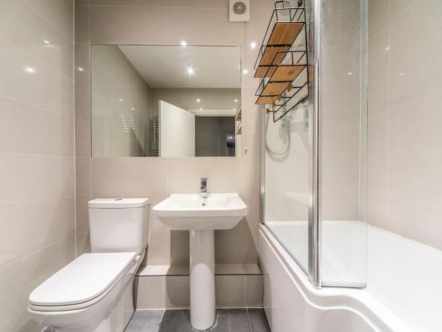 Surbiton Garden Flatアパートメント エクステリア 写真