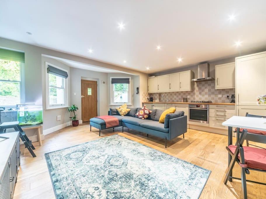 Surbiton Garden Flatアパートメント エクステリア 写真